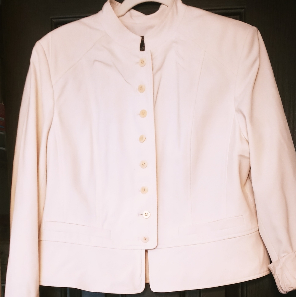 Pant suit